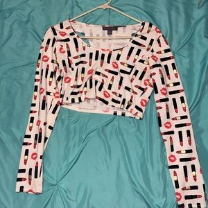Kendall & Kylie Kiss Crop Top - Size M